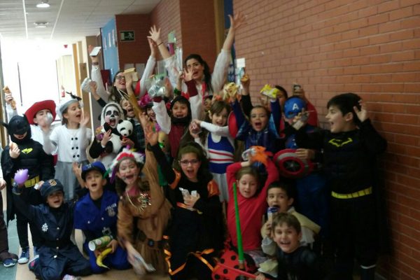 Viernes de Carnaval en el Colegio – Primaria