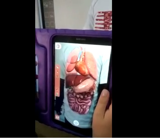 TRABAJAMOS EL CUERPO HUMANO A TRAVÉS DE LA REALIDAD AUMENTADA