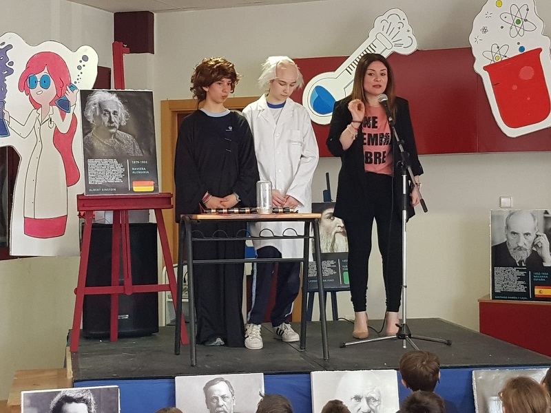 POR FIN LLEGA EL DÍA DE NUESTRA EXPOSICIÓN CIENTÍFICA