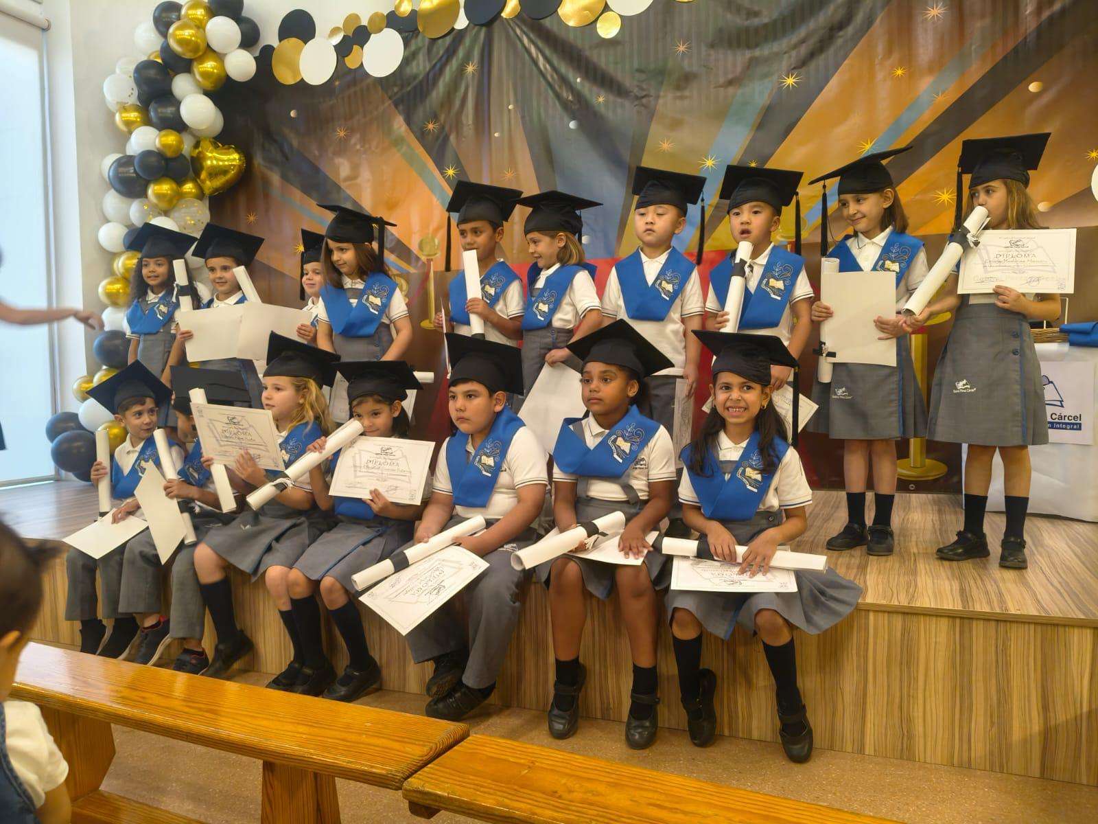 CEREMONIAS DE GRADUACIÓN 2024